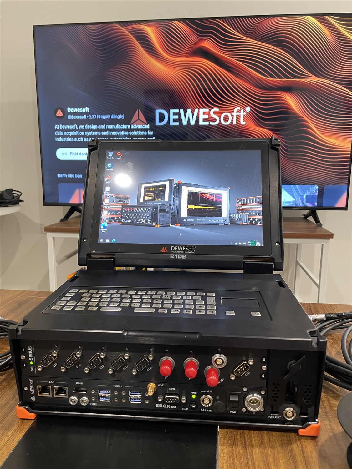 Delivery of High-Speed DAQ System to R&D customer